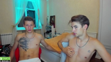 Purple_Gang  08-07-2021 video kiss